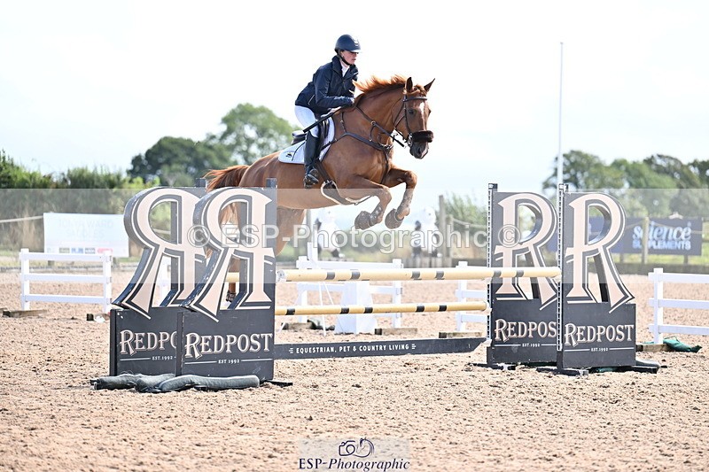 250827B-132933-00570 - Cls 4 Snr Newcomers 1.10m