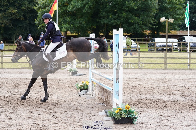 240824X-123122-24117 - 80cm Round 1 12.00 to 13.00