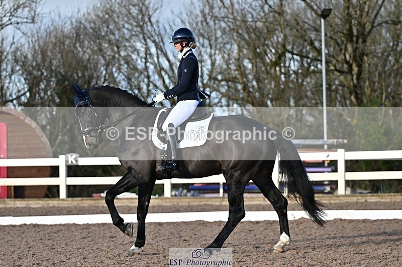 241214-135845-02685 - 124-isobel.goodwin-Milano.van.hof.olympia