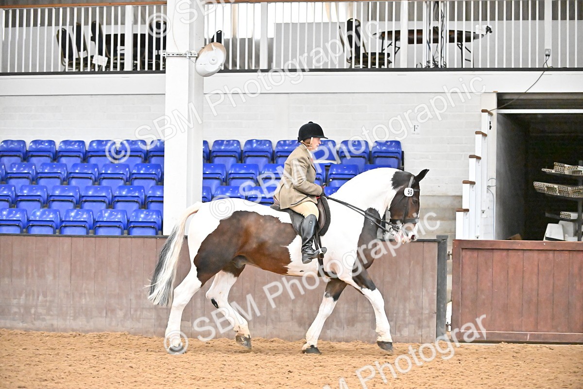 SBM_002679 - Class 28,29 - Ridden Irish & Coloured