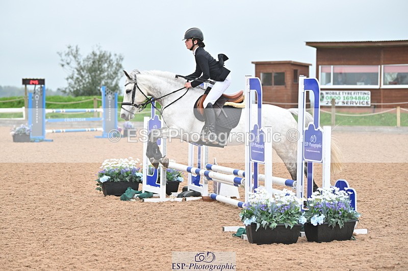 240505A-090705-03403 - Cls 1 Pony Intro 70cm