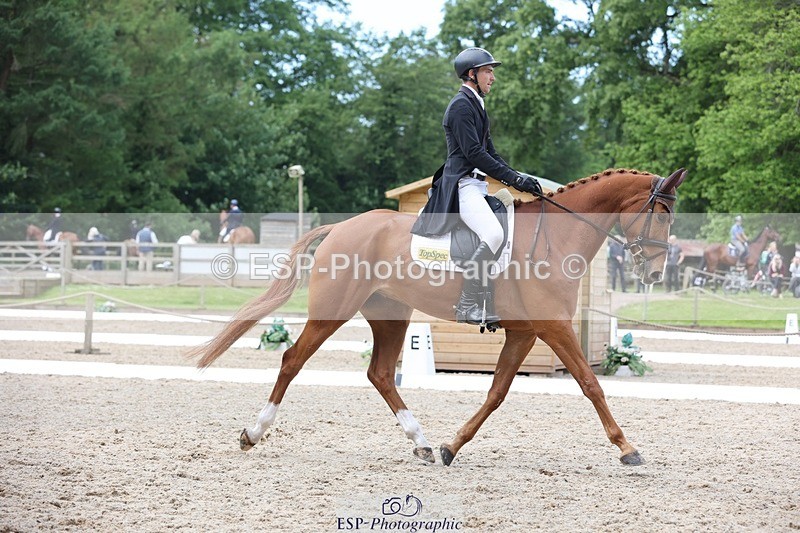 240523-120518-03695 - 223-MORNINGSTAR_VAN_ALTRIDO-Max_Warburton