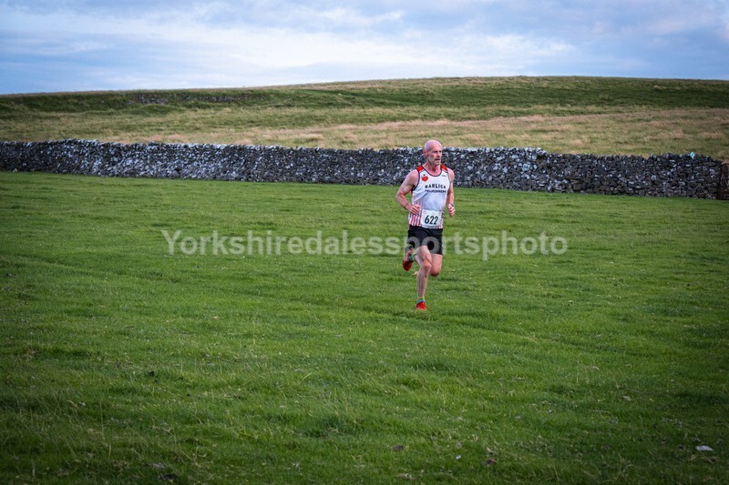 DSCF4004 - Eshton Moor  - Wharfedale Harriers