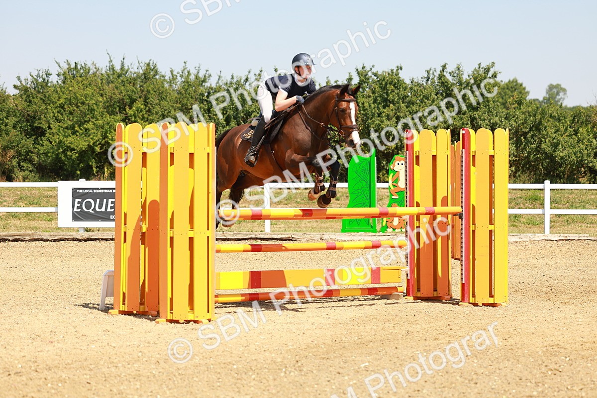 SBM_001400 - Class 4 - Senior Newcomers - 1.10m