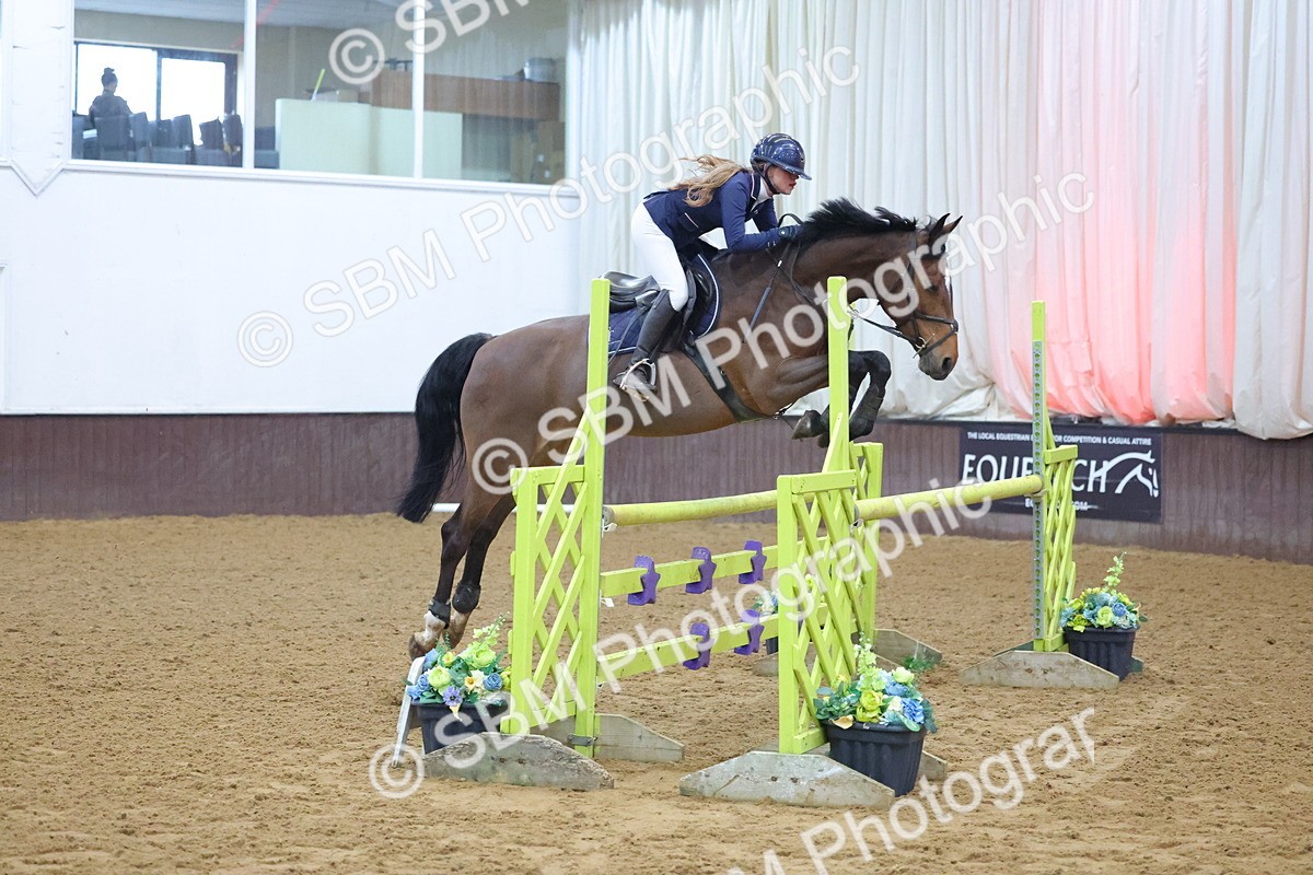 SBM_008812 - Class 22  - Senior Newcomers/ 1.10m Open - First Round (1.10m)