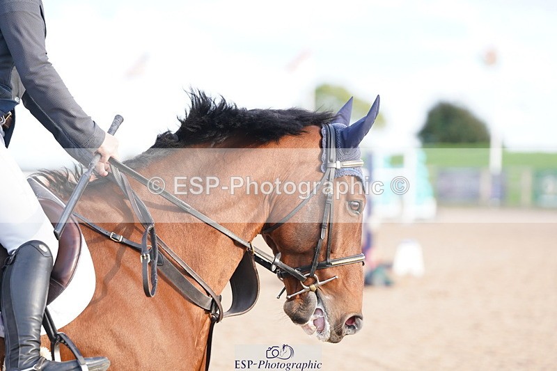 241005A-171144-05287 - SAT Cls 13 Nat 1.30m & 1.40m