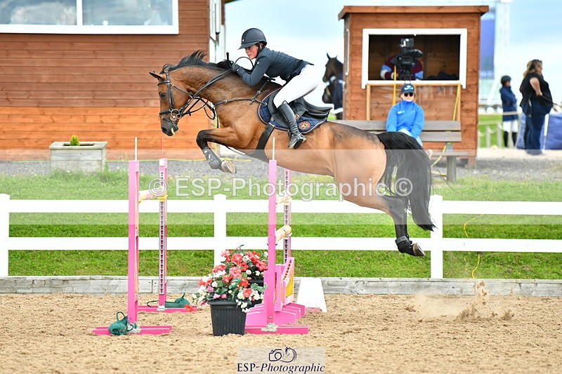 230721A-143037-06939 - Cls 22, 1 Star Gold 1.30m