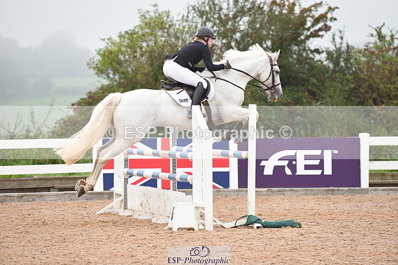 230902A-111544-00550 - Cls 8 1.05m Amateur Quali