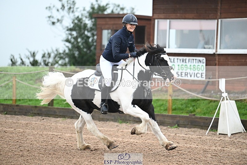 240908A-100450-02810 - Cls 11 Nat Am 85cm Qualifier