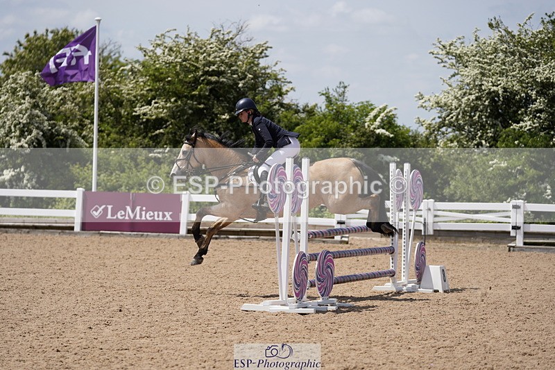 230528A-124822-07138 - Cls 33 95cm Amateur Quali