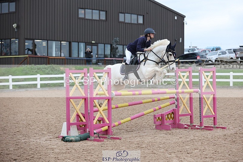 241116X-135836-02334 - Cls 14 A&B Pony Fox & 1.10m Open