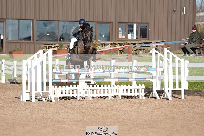 251130-131805-01222 - Cls 15 - 17 Children on Horses