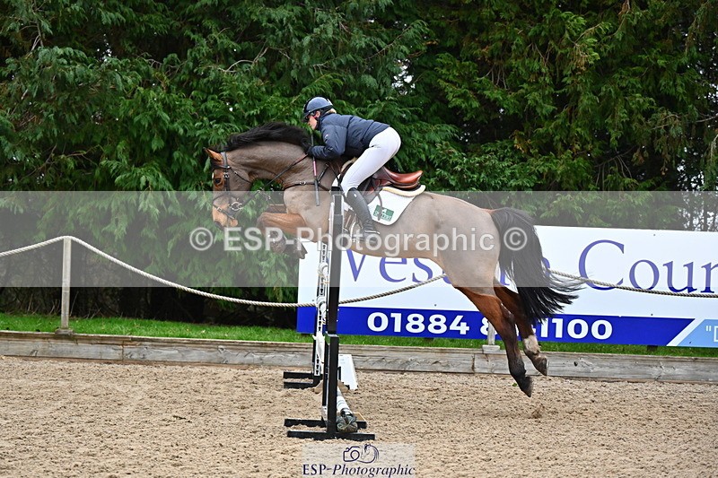 250216A-142552-02874 - Cls 11 Foxhunter and 1.20m Open