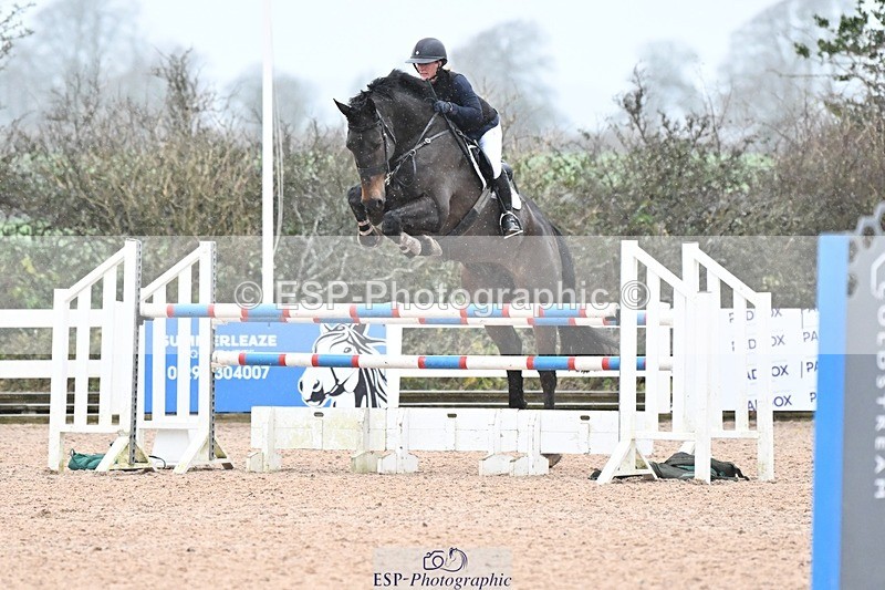 241206-135004-01010 - Cls 6 Foxhunter and 1.20m Open