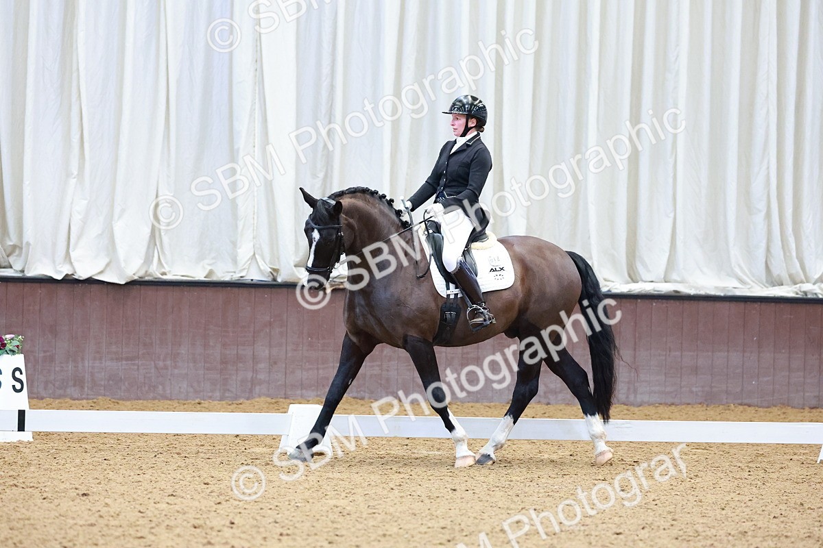 SBM_001262 - Class 18-15-16-22 - Elementary 5 Novice 5-Novice 6
