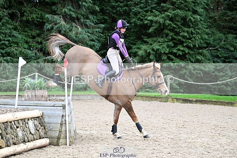 241117-131219-04087 - Cls 3 90-95cm 13.00 to 14.00