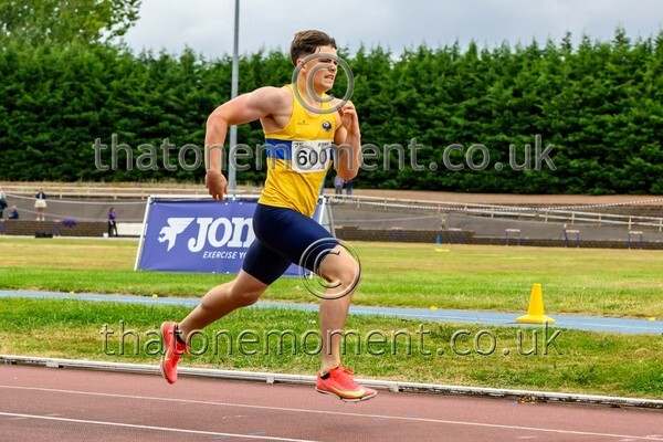 Sen25SAT-912907 - Track Male Set One