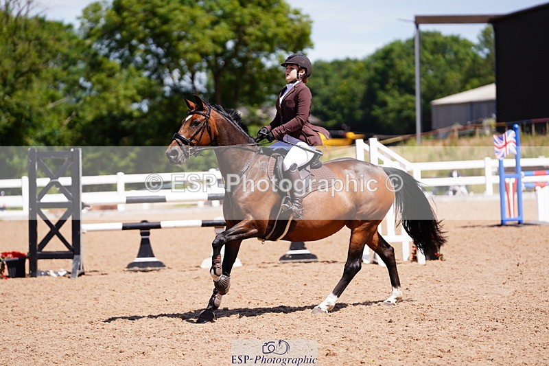 240629A-120034-05145 - Cls 18 Newcomers and 1m Open