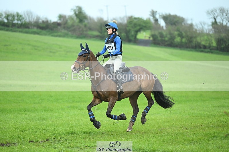 250419-113128-08862 - 409-Charlotte.Bradbury-KENSINGTON.EMPIRE