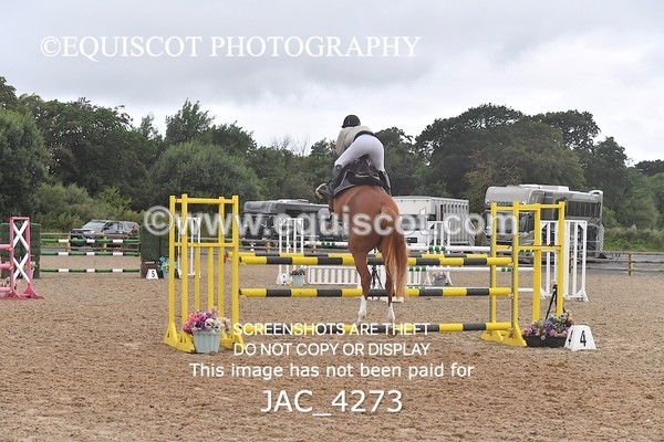 JAC_4273 - CLASS 7 Senior Foxhunter/ 1.20m Open