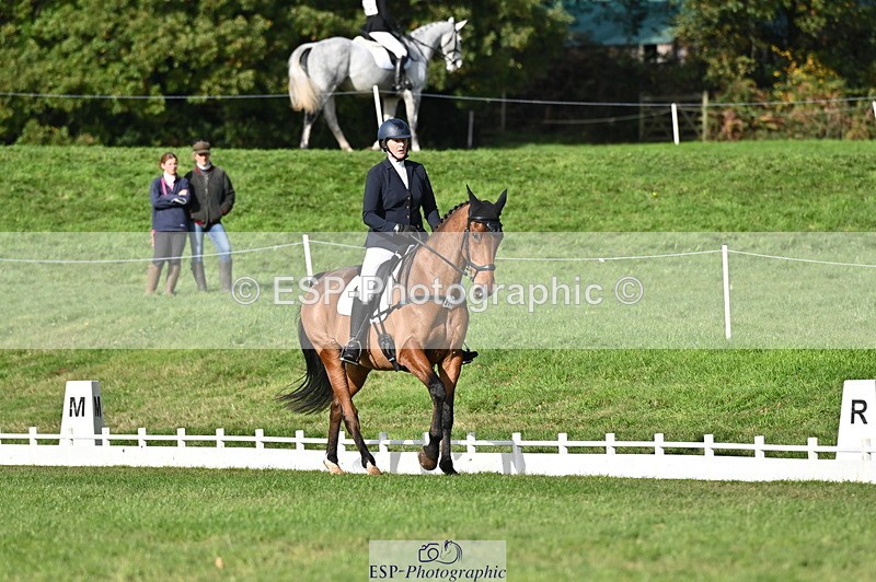 251024A-121445-09908 - G-570-Samantha.Garness