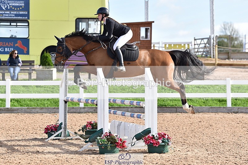 231015A-125400-08157 - Cls 25 95cm Amateur Q 2nd R