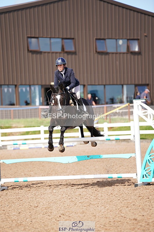 240803A-162418-09246 - Cls 40 Snr 1.15m Open