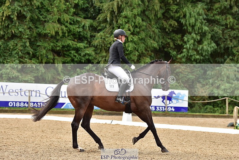 250719A-105230-03831 - 173-Louise.Hendy-Best.Trition