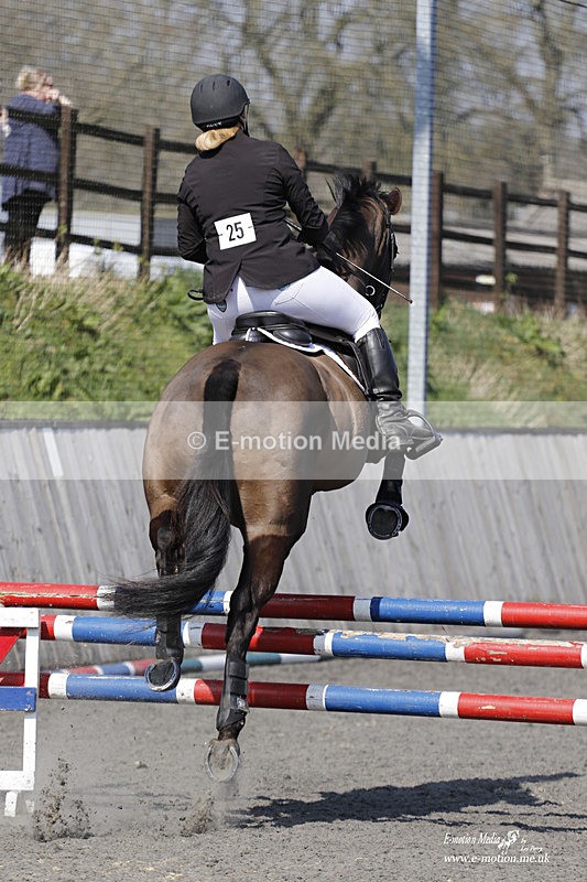 _EST1398 - Bourne Valley Riding Club Winter Showjumping 27/03/22