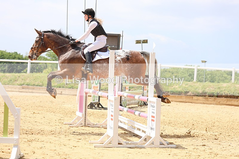 3E7A0383 - Class 10: Senior 95cm open