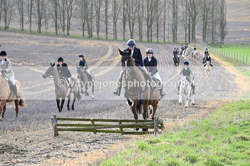 WJ6_8614 - Meet & Line One