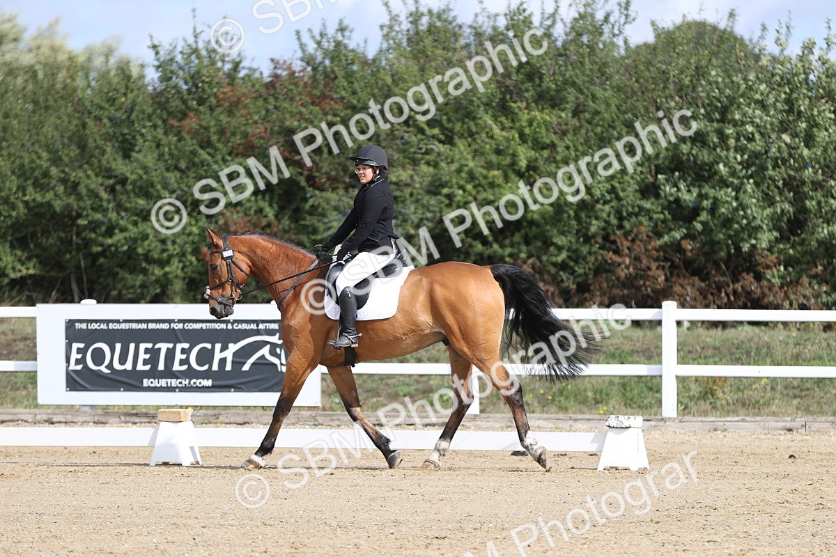 SBM_001367 - Class 2 - Intro 4 Champs - 10.56-11.44