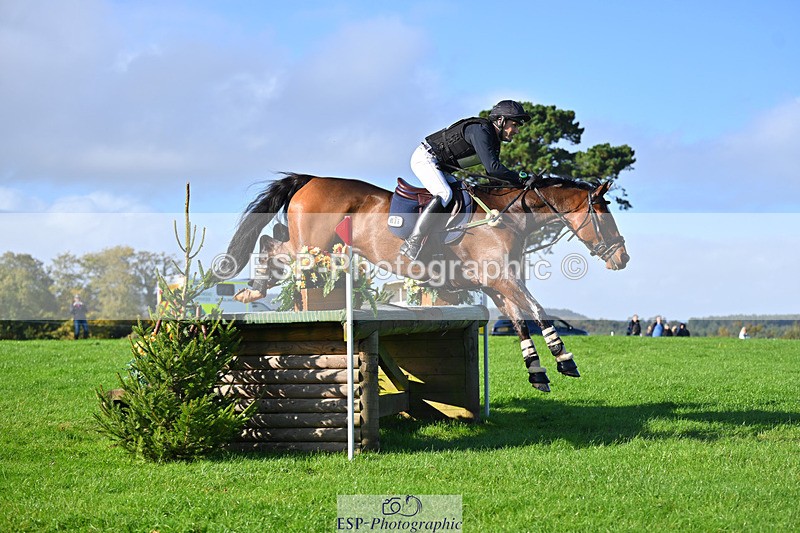 241025-105833-06637 - 006-Mark.Ford-ALVESCOT.FIVE.STAR