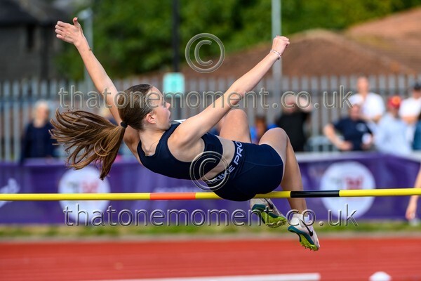 Age25SAT-926185 - Field Female Set One