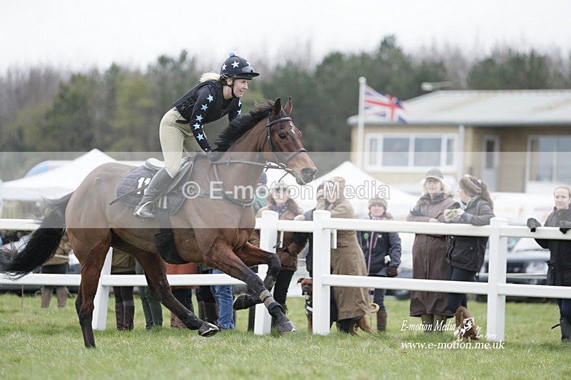 PtP 260323 0186 - New Forest Hounds Point-to-Point Larkhill 26/03/23