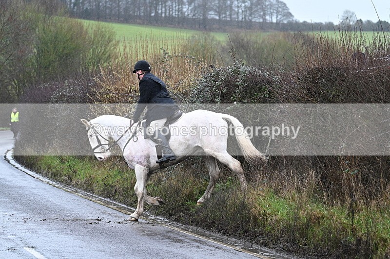 WJ7_7033 - Crossing A Camera