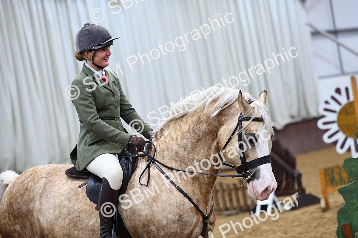SBM_003496 - Class 37 - 80cm Training Stakes