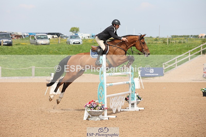 240511A-143937-14381 - Cls 36 National 1.30m Open