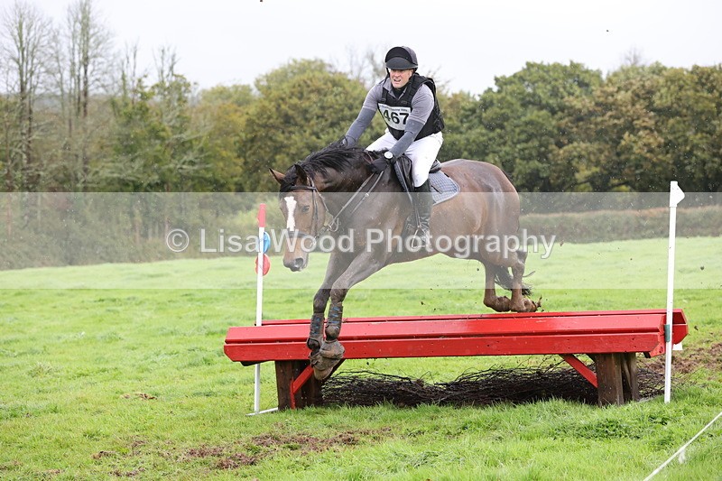 1X9A1912 - Class 4: 80cm Red Table