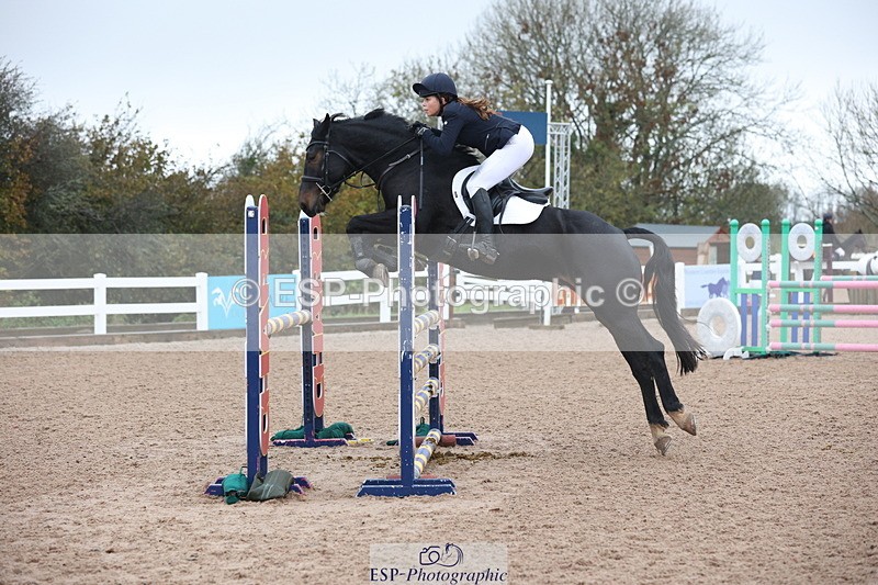 231112A-134053-04597 - Cls 20 Newcomers & 1.10m Open