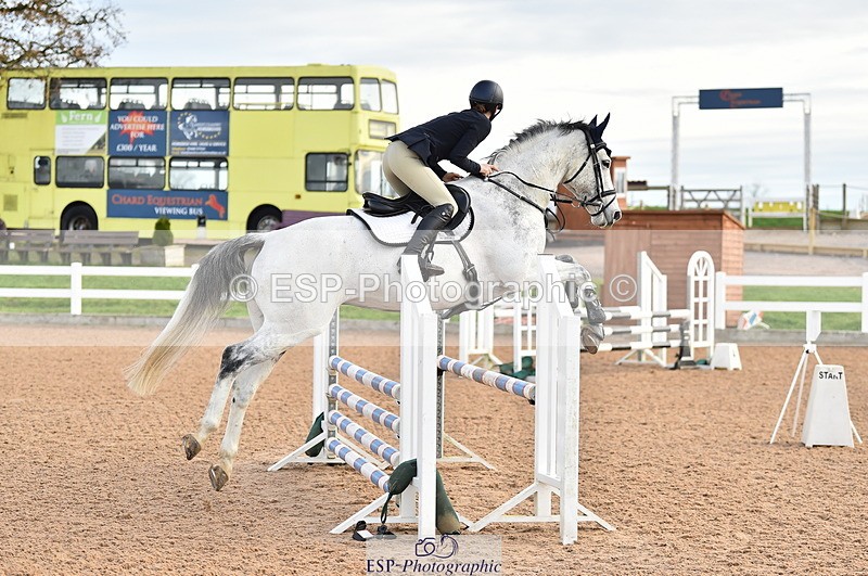 231122A-101148-00027 - Cls 1 British Novice & 90cm Open