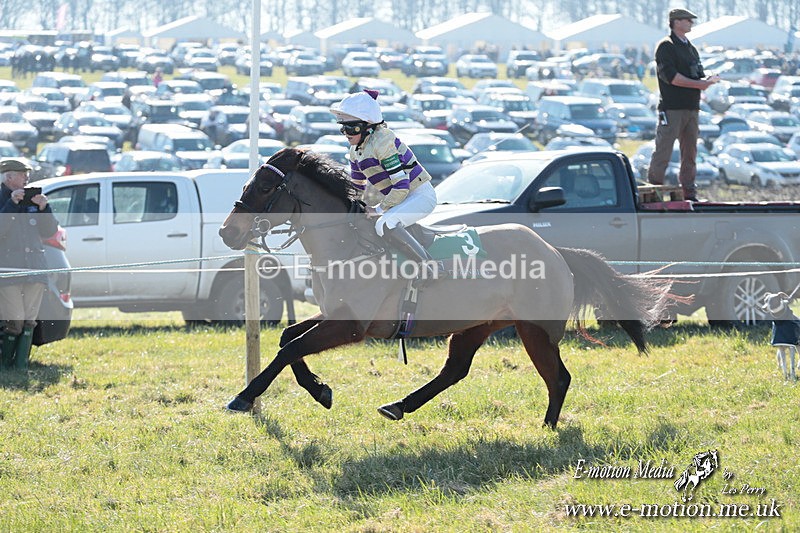 PR 010325 40 - Pony Racing from Beaufort Races Didmarton 01/03/25