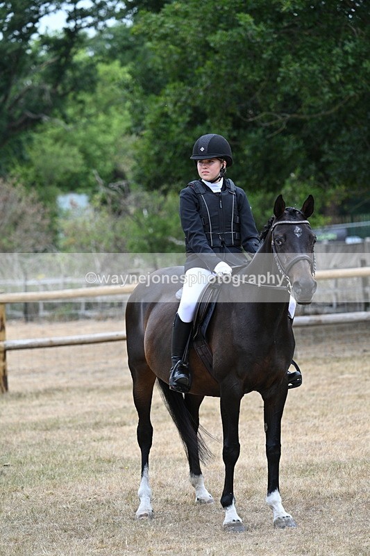 WJ7_1098 - Class 8 Ridden Veterans