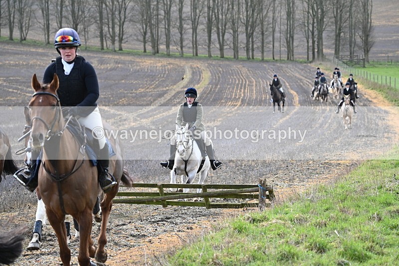 WJ6_8637 - Meet & Line One