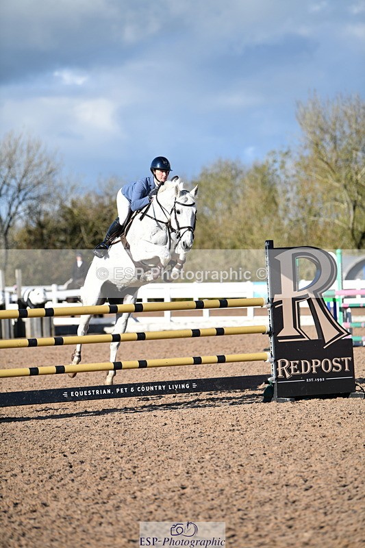 231110A-145539-00932 - Cls 6 Foxhunter & 1.20m Open