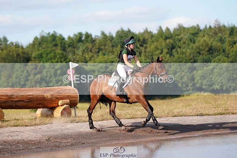 250802A-172856-08886 - I-408-Leia.Massey-HOOVES.THE.DADDY