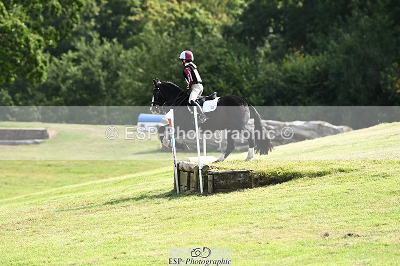 240825X-112655-32037 - 70cm XC 11.00 to 12.00