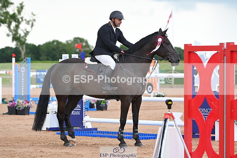 230721A-114040-05713 - Cls 6, 2 Star Medium 1.35m