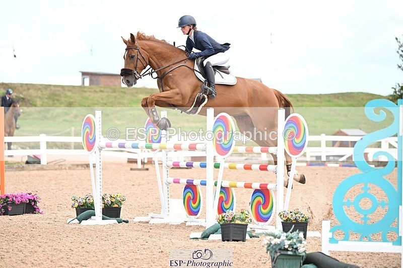 250723-155448-01262 - Cls 6 Foxhunter and 1.20m