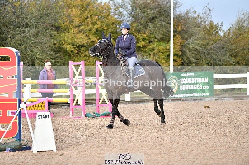 231110A-103556-00091 - Cls 2 British Novice & 90cm Open